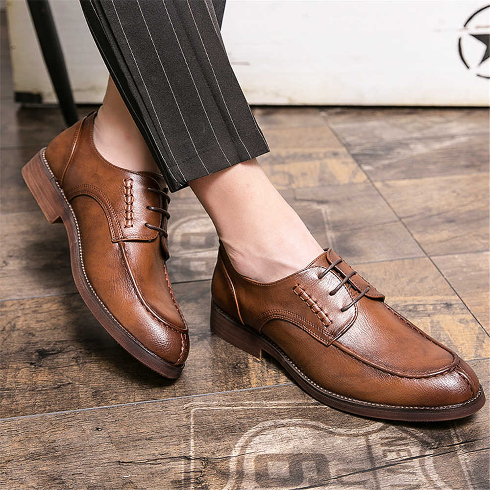 Elegant Non-slip Large Size Me - Men Formal Wear With Sneakers ulasan dan harga